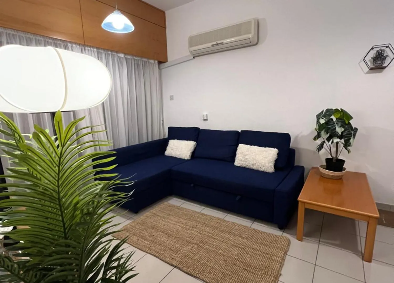 Makenzie 2 Rooms Larnaca