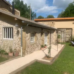 https://maisonnette-de-charme-hauterives.hotels-rhonealpes.com